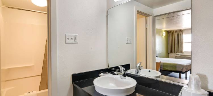 达拉斯森林车道6号汽车旅馆(Motel 6 Dallas, TX - Forest Lane)图片