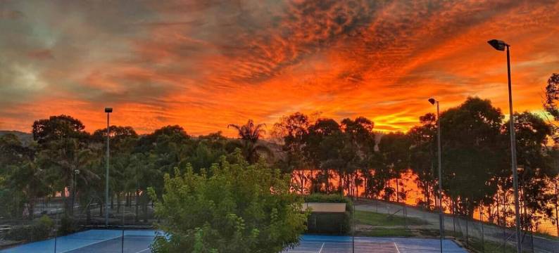 休姆湖度假村(Lake Hume Resort)图片