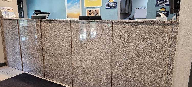 大学公园贝斯特路温德姆戴斯酒店(Days Inn by Wyndham College Park Airport Best Road)图片