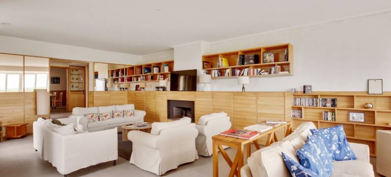 洛吉斯DE瓦兰德劳德(Logis de Valandraud)图片