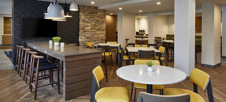 奥尔巴尼机场万枫套房酒店(Fairfield Inn & Suites Albany Airport)图片