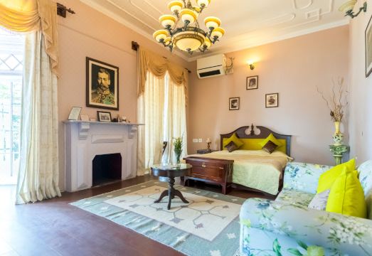 Tree of Life Grand Oak Manor BinsarHotel Overview