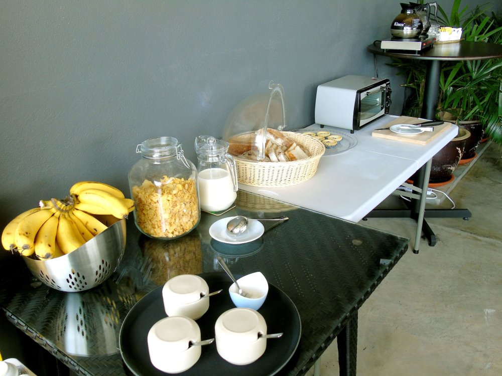 B Street Hotel Over view