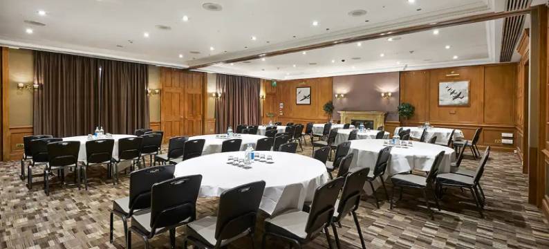 南安普敦希尔顿逸林酒店(DoubleTree by Hilton Southampton)图片