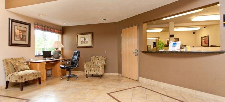 伍德伯恩速8酒店(Super 8 by Wyndham Woodburn)图片