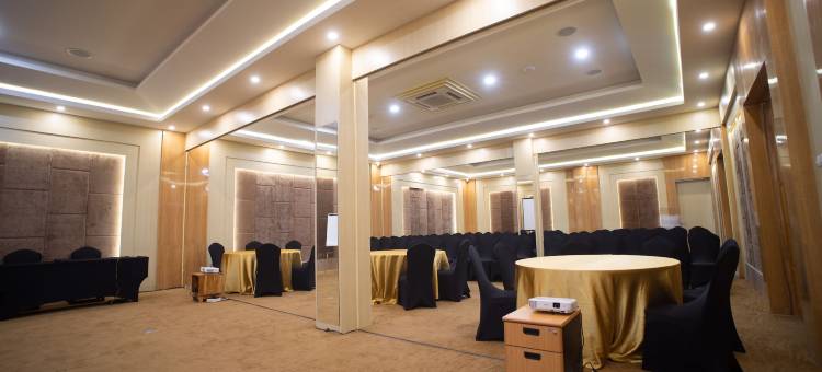 巴纽旺宜Luminor酒店-WH旗下(Luminor Hotel Banyuwangi by WH)图片