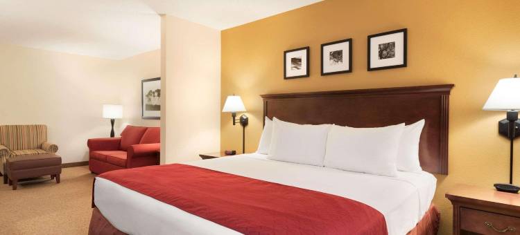 爱荷华锡达拉皮兹机场丽怡酒店(Country Inn & Suites by Radisson, Cedar Rapids Airport, IA)图片