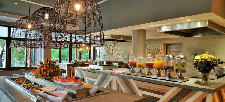 克里斯塔莫瓦讷野外水疗度假村(Cresta Mowana Safari Resort & Spa)图片