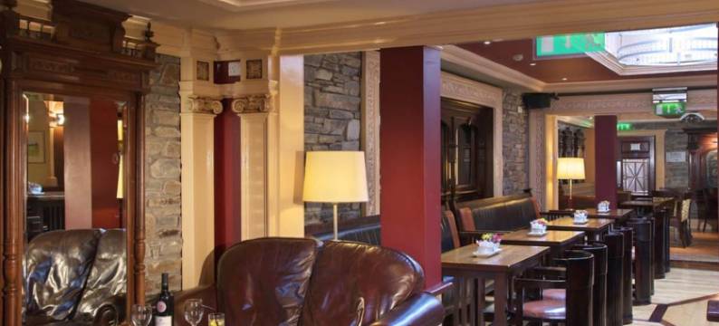 麦克鲁姆城堡酒店(Castle Hotel Macroom)图片