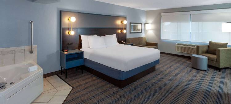 皮奥里亚美吟温德姆酒店(AmericInn by Wyndham Peoria)图片