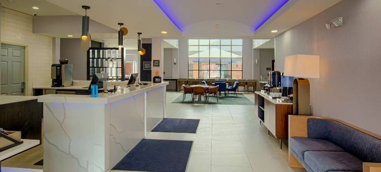 南湾诺特里达姆区Homewood Suites by Hilton(Homewood Suites by Hilton South Bend Notre Dame Area)图片