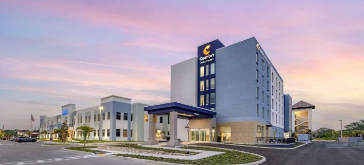 新港锐西市区的英特集团舒适酒店(Comfort Inn & Suites New Port Richey Downtown District)图片