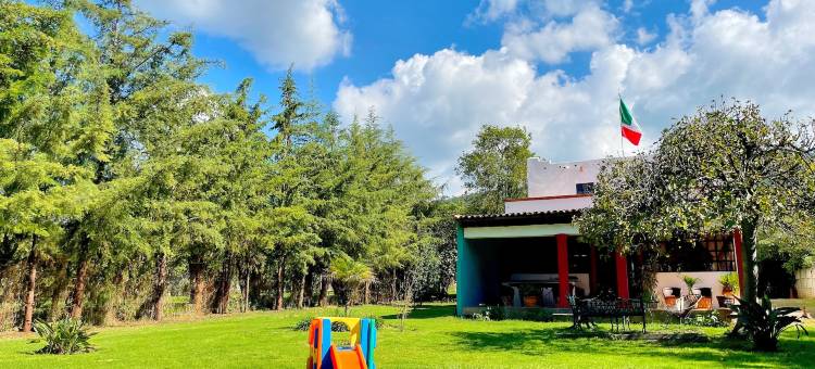 桑杜加拉戈钦钦扎(Sandunga Lago Tzintzuntzan)图片