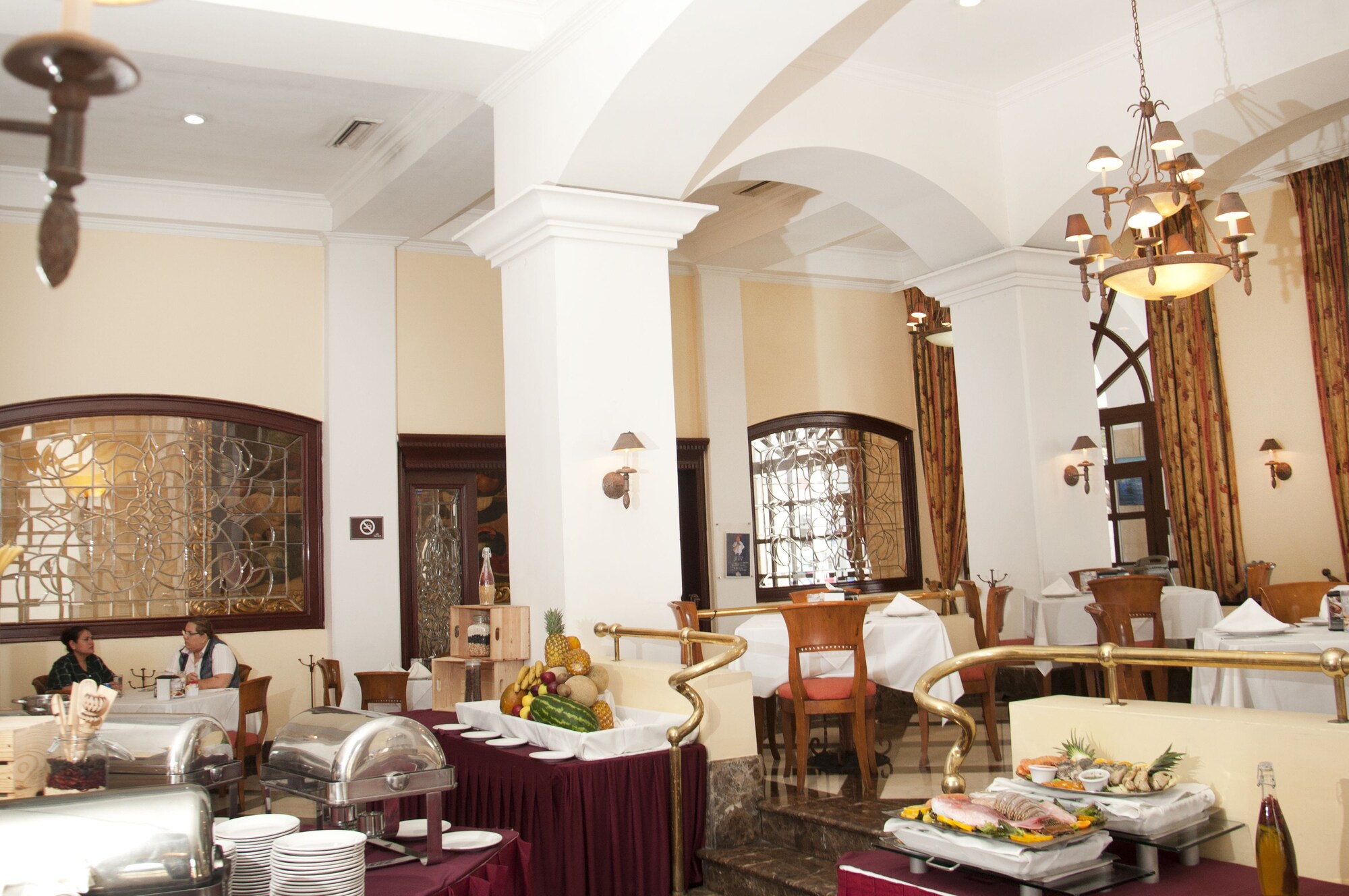 Gran Hotel Diligencias Over view