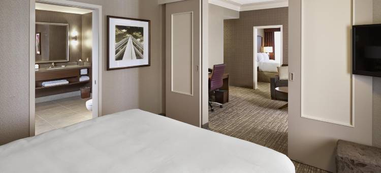 西埃德蒙顿希尔顿逸林酒店(DoubleTree by Hilton West Edmonton)图片