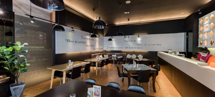 嘉义冠阁大饭店图片