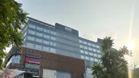 Hometel Alambagh Lucknow - 3 Sao