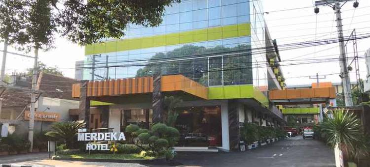 新梅尔德卡帕蒂酒店(Hotel New Merdeka Pati)图片