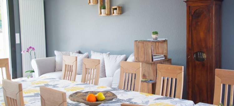圣湖内公寓酒店(Maison d'hôtes Sainte Hune Appartements)图片