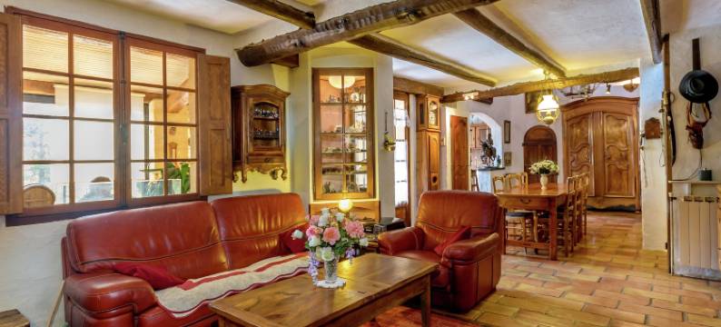 Holiday Home in Le Luc with Pool & Vineyards图片