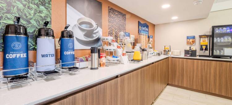 Clarion Pointe Winston – Salem Downtown图片