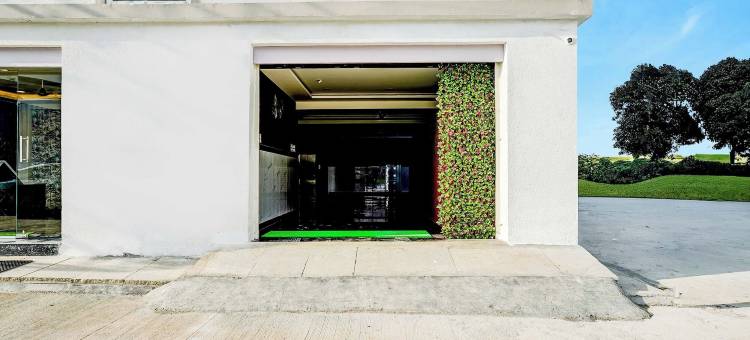 Fabhotel 莱昂广场(FabHotel Leon Square)图片