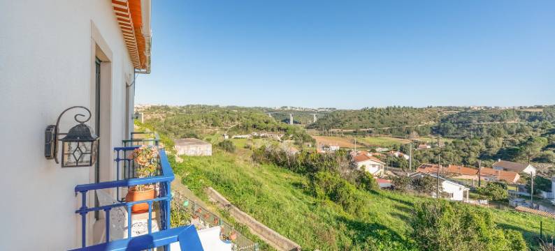 Lovely countryside house near the beach图片