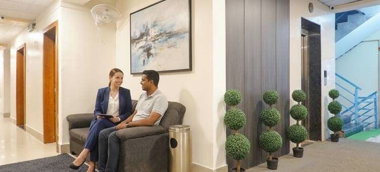 FabHotel Embassy - Nr Amanora Mall, Pune图片