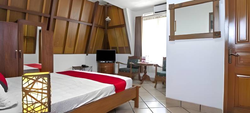 红多兹Plus酒店-近万隆天主教大学(RedDoorz Plus near Parahyangan University)图片