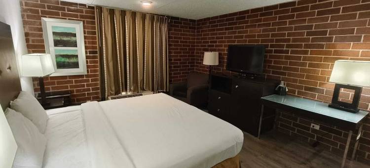 OYO广场酒店，位于卡鲁梅特公园，靠近Alsip I 57(Plaza Hotel By OYO Calumet Park Alsip I 57)图片