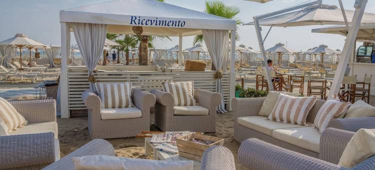 伦戈玛雷法义公寓式酒店 - 魅力出租公寓(Residence Lungomare - Charming Apartments)图片