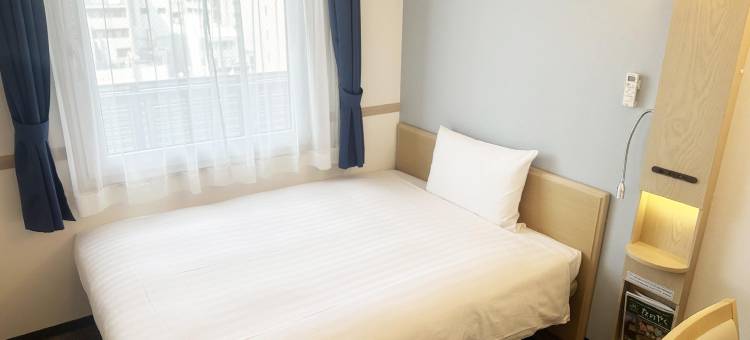 东横INN新宿御苑前站3号出口(Toyoko Inn Tokyo Shinjuku Gyoemmae Eki 3 Ban Deguchi)图片