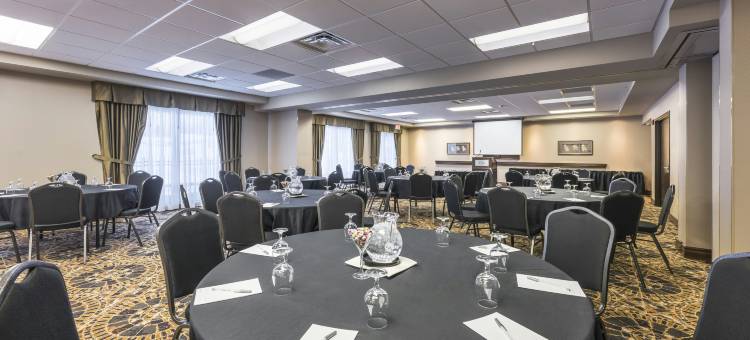 蒙克顿新不伦瑞克希尔顿欢朋套房酒店(Hampton Inn & Suites by Hilton Moncton)图片