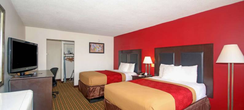 伊克诺旅馆及套房(Americas Best Value Inn Pilot Mountain)图片