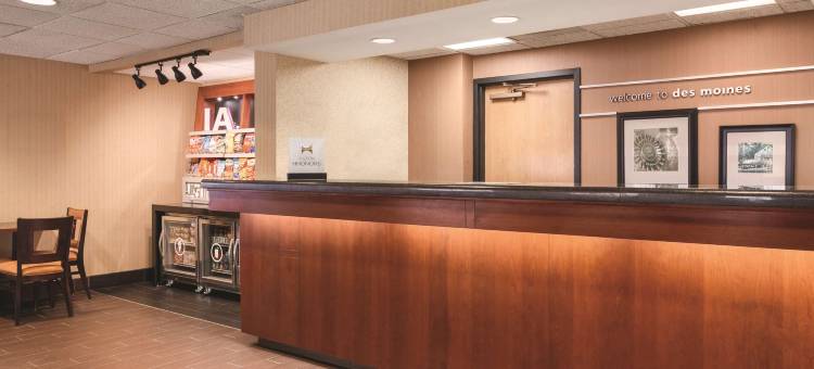 德梅因机场欢朋酒店(Hampton Inn des Moines-Airport)图片
