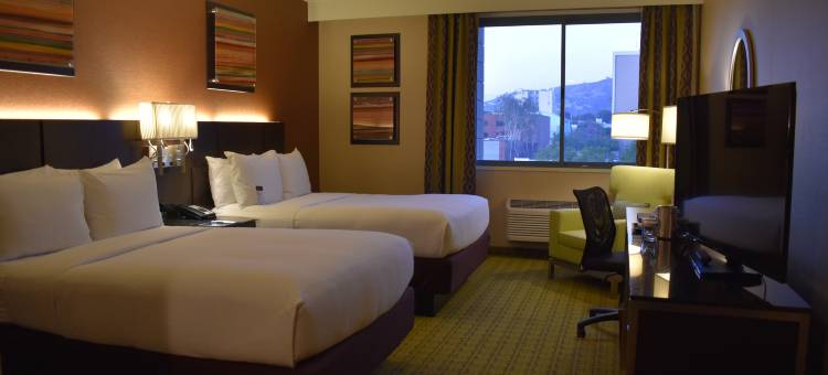 洛杉矶惠蒂尔希尔顿逸林酒店(DoubleTree by Hilton Whittier Los Angeles)图片