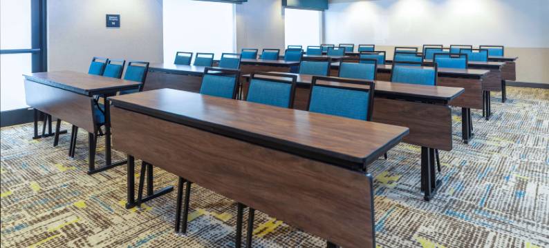 咸普顿客栈与套房康威(Hampton Inn & Suites Conway)图片