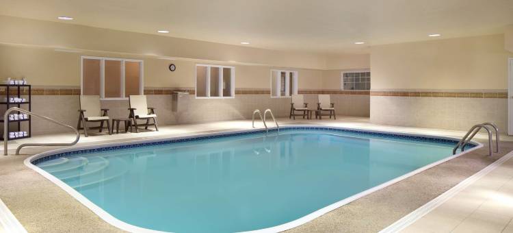 江山旅馆及套房 - 尚佩恩诺斯(Country Inn & Suites by Radisson, Champaign North, IL)图片