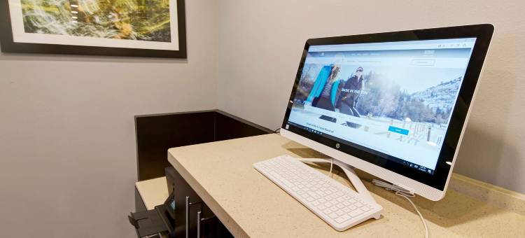 阿瑟港戴斯套房酒店(Days Inn & Suites by Wyndham Port Arthur)图片