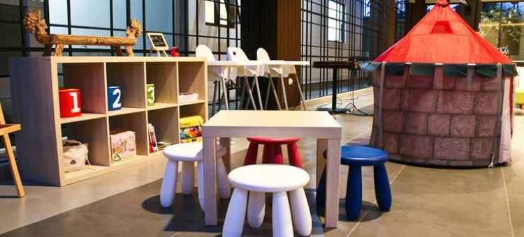 苏卡布米阳台酒店(Balcony Hotel Sukabumi)图片