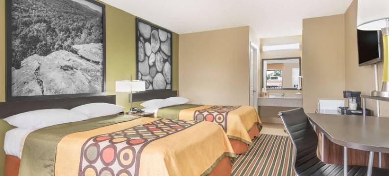 布莱恩特小石城地区速8酒店(Super 8 by Wyndham Bryant Little Rock Area)图片