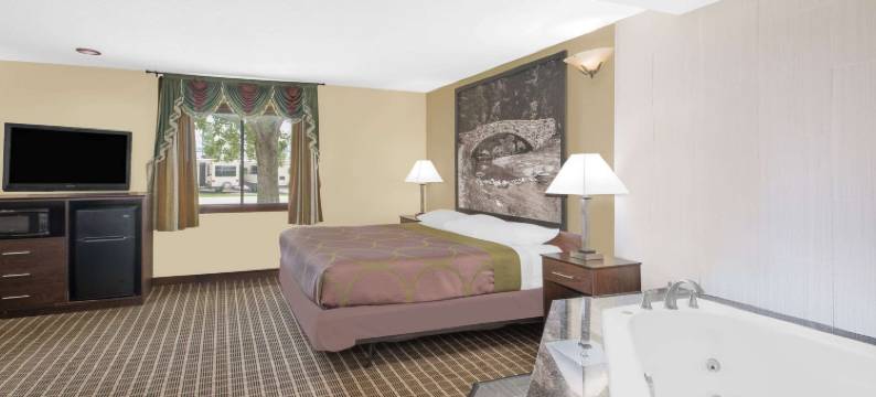 韦伯斯特城温德姆速8酒店(Super 8 by Wyndham Webster City IA)图片