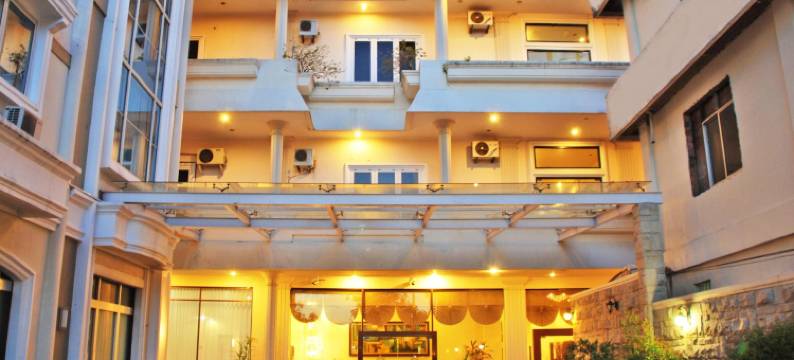 打拉根帕德玛洛卡酒店(Padmaloka Hotel Tarakan)图片