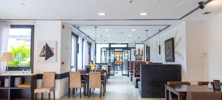 内佩尔酒店(Neper Hotel)图片