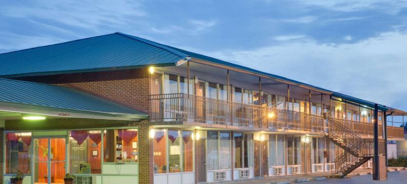 纽波特戴斯酒店(Days Inn by Wyndham Newport)图片