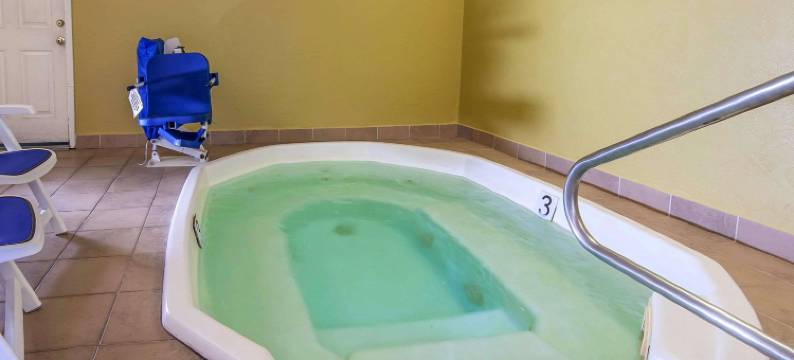 库斯湾凯艺套房酒店(Quality Inn & Suites at Coos Bay)图片