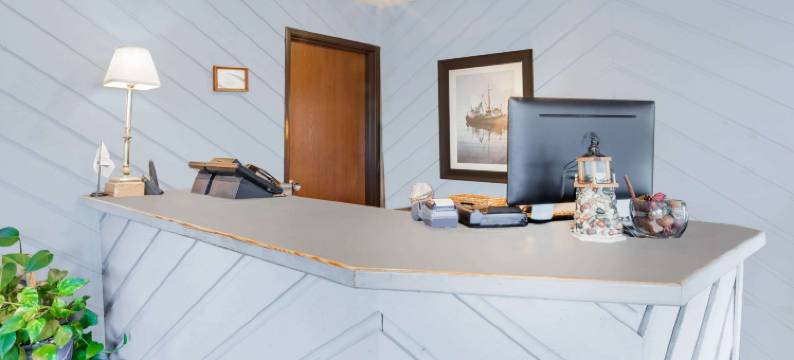 麦基诺城骑士酒店(Knights Inn Mackinaw City)图片