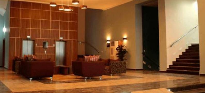 SpringHill Hotel & Suites图片