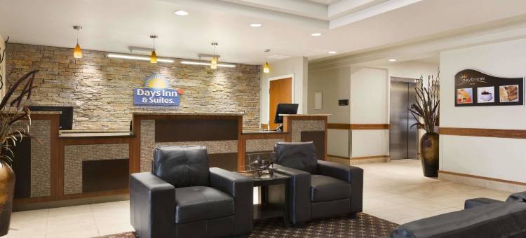 舍伍德帕克埃德蒙顿戴斯套房酒店(Days Inn & Suites by Wyndham Sherwood Park Edmonton)图片