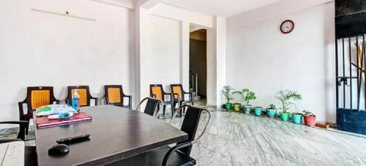 Hotel O Jr Hotel图片